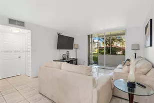 8501 NW 8th St, Miami, FL 33126 - Photo 10