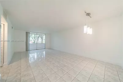 8501 NW 8th St #110, Miami, FL 33126 - Photo 22