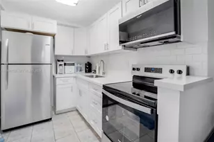 8501 NW 8th St, Miami, FL 33126 - Photo 4