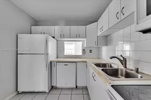 3307 NW 108th Dr, Coral Springs, FL 33065 - Photo 18