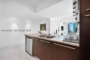 950 Brickell Bay Dr, Miami, FL 33131 - Photo 16