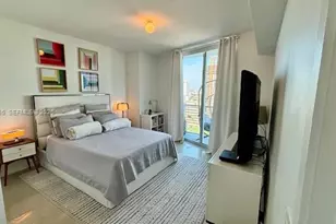 185 SW 7th St, Miami, FL 33130 - Photo 8