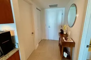 185 SW 7th St, Miami, FL 33130 - Photo 18