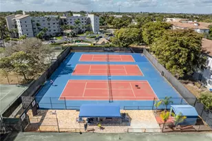 670 Tennis Club Dr, Fort Lauderdale, FL 33311 - Photo 28