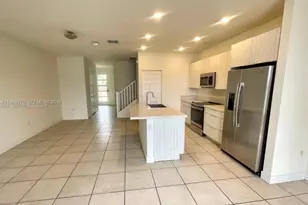 9117 NW 159th St, Miami Lakes, FL 33018 - Photo 16