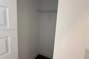 9117 NW 159th St, Miami Lakes, FL 33018 - Photo 34