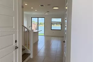 9117 NW 159th St, Miami Lakes, FL 33018 - Photo 12