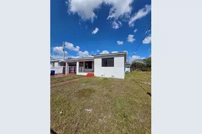415 E 52nd St, Hialeah, FL 33013 - Photo 2