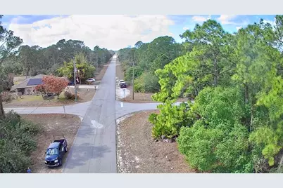 901 E 17th St, Lehigh Acres, FL 33972 - Photo 6