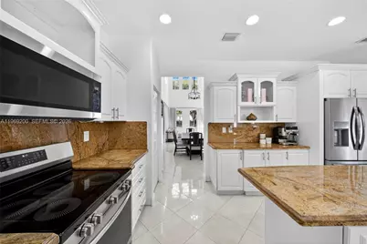 20671 SW 87th Ct, Cutler Bay, FL 33189 - Photo 26