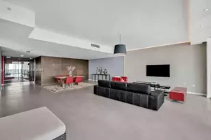 900 Biscayne Blvd, Miami, FL 33132 - Photo 12