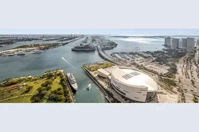 900 Biscayne Blvd #6205, Miami, FL 33132 - Photo 18