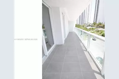 100 Bayview Dr #310, Sunny Isles Beach, FL 33160 - Photo 10