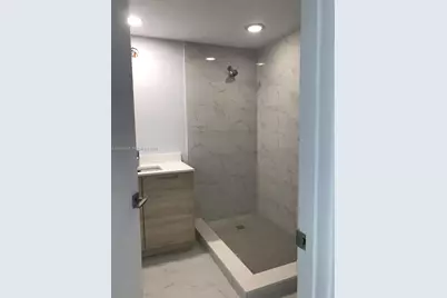 16385 Biscayne Blvd #2907, North Miami Beach, FL 33160 - Photo 14