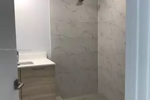 16385 Biscayne Blvd, North Miami Beach, FL 33160 - Photo 14