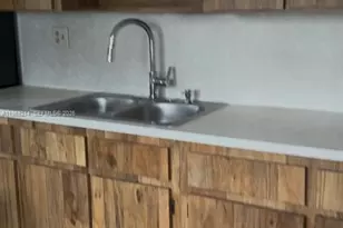 18 SW 13th St, Dania Beach, FL 33004 - Photo 10