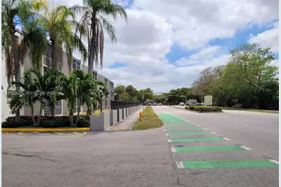 14140 SW 84th St #301-H, Miami, FL 33183 - Photo 2