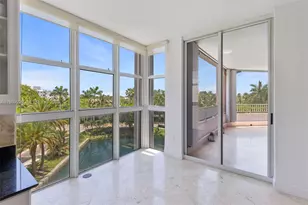 749 Crandon Bl, Key Biscayne, FL 33149 - Photo 1