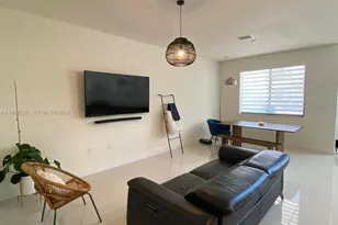 4745 NW 84th Ct, Doral, FL 33166 - Photo 12