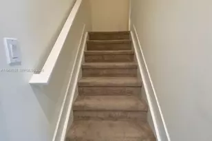 4745 NW 84th Ct, Doral, FL 33166 - Photo 14