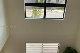 4745 NW 84th Ct, Doral, FL 33166 - Photo 22