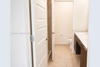 4745 NW 84th Ct #14, Doral, FL 33166 - Photo 32
