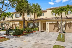 4722 Lago Vista Dr, Coconut Creek, FL 33073 - Photo 2