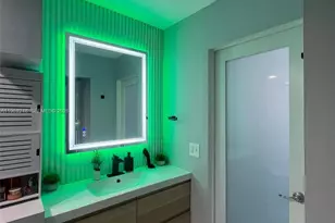 17878 N Bay Rd, Sunny Isles Beach, FL 33160 - Photo 40