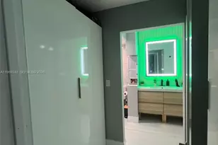 17878 N Bay Rd, Sunny Isles Beach, FL 33160 - Photo 42