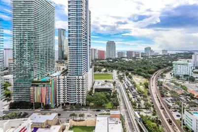 79 SW 12th St #3002-S, Miami, FL 33130 - Photo 4