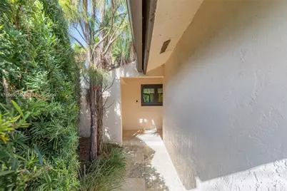 9189 SW 129th Ln, Miami, FL 33176 - Photo 2