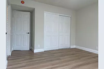 1463 Lake Crystal Dr #D, West Palm Beach, FL 33411 - Photo 6