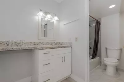 9150 Fontainebleau Blvd #402, Miami, FL 33172 - Photo 24