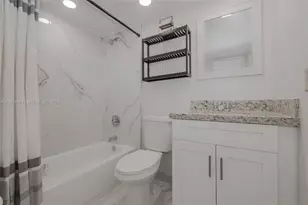 9150 Fontainebleau Blvd, Miami, FL 33172 - Photo 18