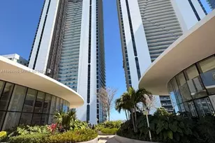 700 NE 24th St, Miami, FL 33137 - Photo 36