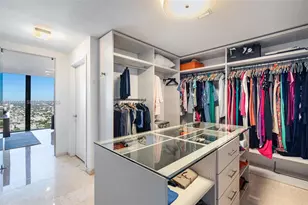 88 SW 7th St, Miami, FL 33130 - Photo 24