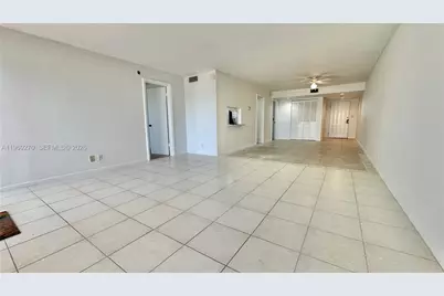 330 SE 20th Ave #303, Deerfield Beach, FL 33441 - Photo 12