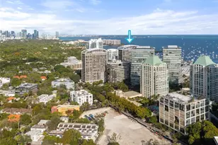 2655 S Bayshore Dr, Miami, FL 33133 - Photo 20