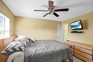 1931 NE 2nd Ave, Pompano Beach, FL 33060 - Photo 4