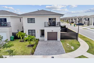 1396 NW 3rd St, Florida City, FL 33034 - Photo 4