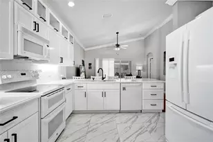 4072 NW 62nd Ct, Coconut Creek, FL 33073 - Photo 14