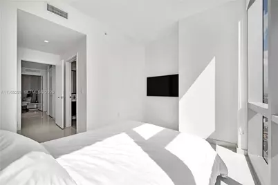 851 NE 1st Ave #1701, Miami, FL 33132 - Photo 18