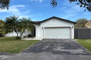28211 SW 136th Pl, Homestead, FL 33033 - Photo 2