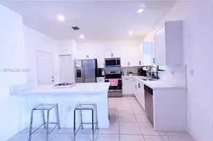 3264 W 100th Terrace, Hialeah, FL 33018 - Photo 6