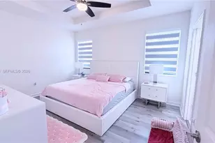 3264 W 100th Terrace, Hialeah, FL 33018 - Photo 18