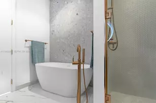 2655 S Bayshore Dr, Miami, FL 33133 - Photo 12