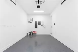 3047 Elizabeth St, Miami, FL 33133 - Photo 64