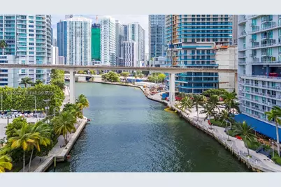 175 SW 7th St #1715, Miami, FL 33130 - Photo 32