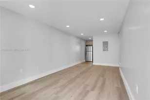 560 NE 63rd St, Miami, FL 33138 - Photo 14