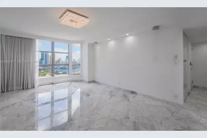 19195 NE 36th Ct #2707, Aventura, FL 33180 - Photo 10